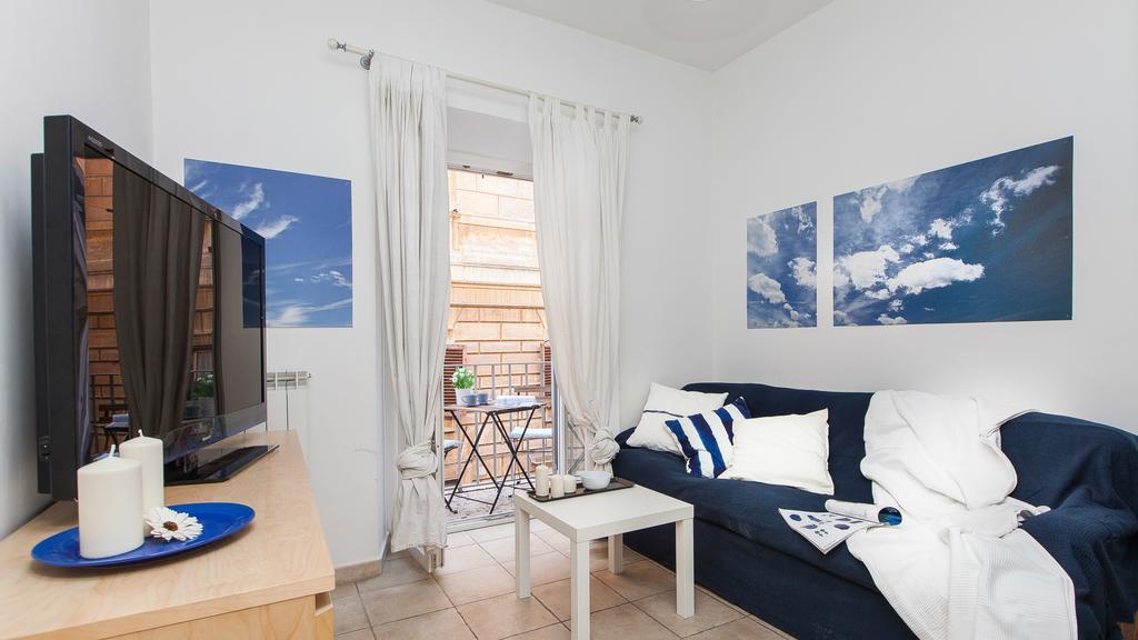 Arenula Balcony Apartment Roma Exterior foto